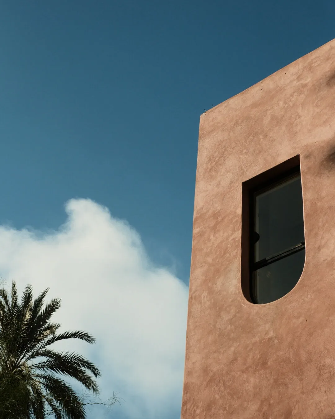 Nudient Morocco phone case product showcase